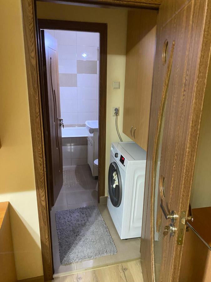 Apartament Regim Hotelier Deva Exterior photo