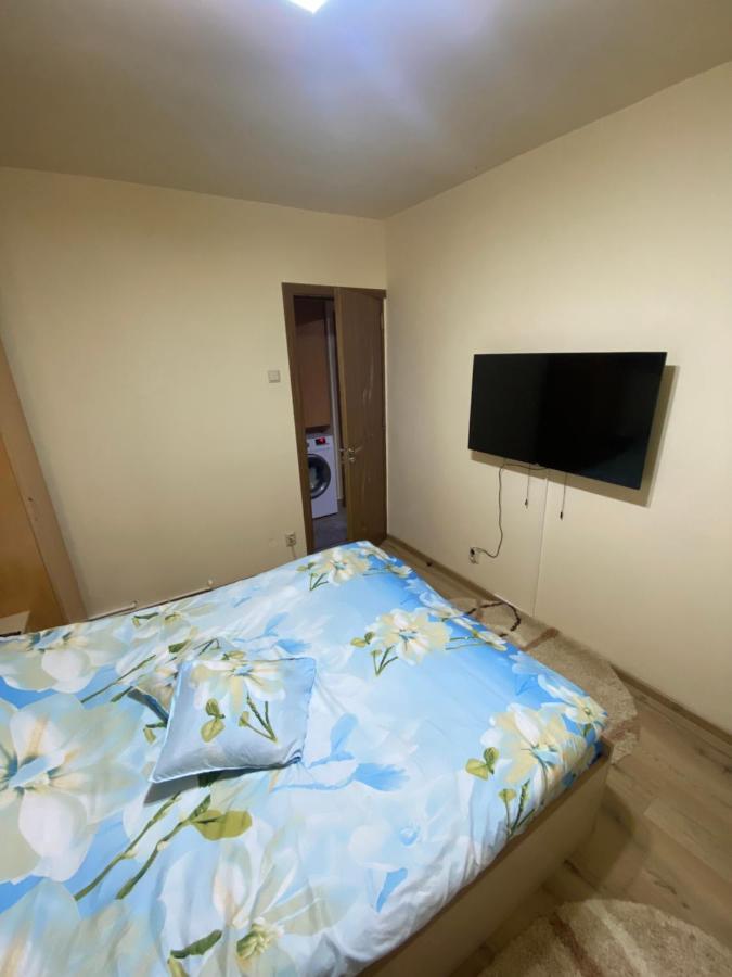Apartament Regim Hotelier Deva Exterior photo